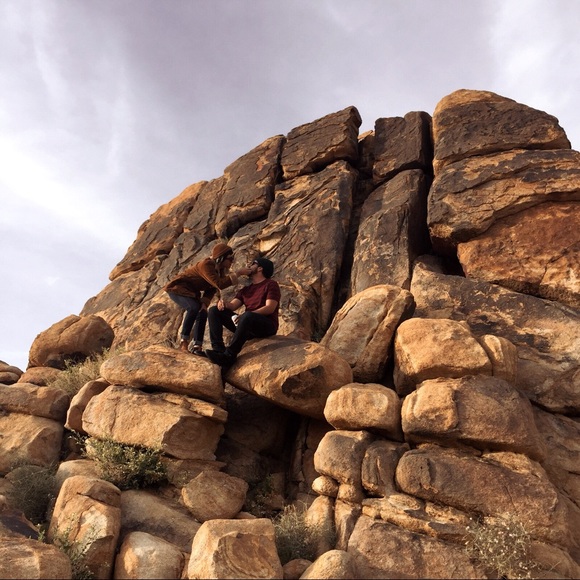 Meet Ur Seller!! 💖 - Picture 2 of 3